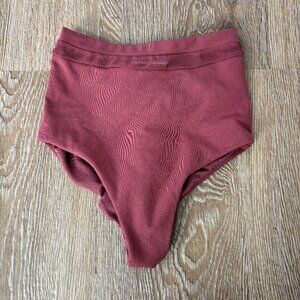 GUC Lunalae Pole Shorts - Dusty Rose, Size US 2 (Fits size XS)